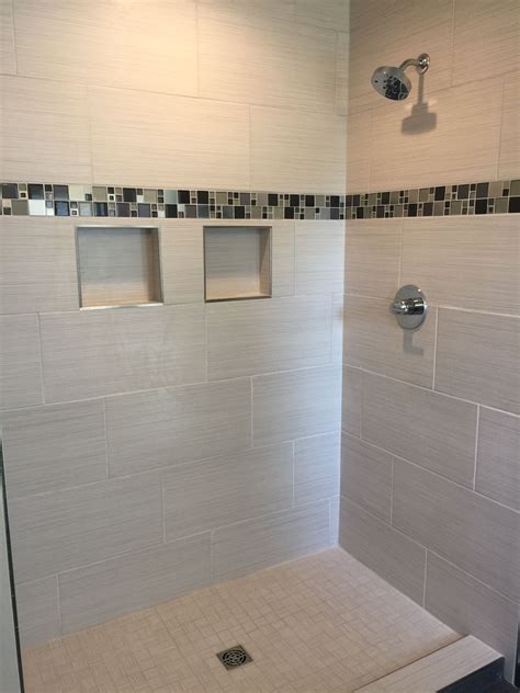 15 12x24 Vertical Shower Tile Patterns to Inspire Your Next。